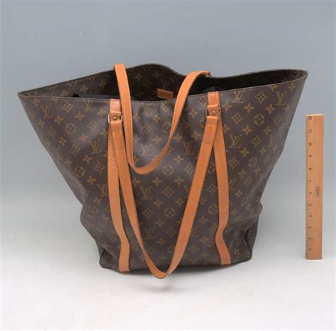 Louis Vuitton Aruba prices